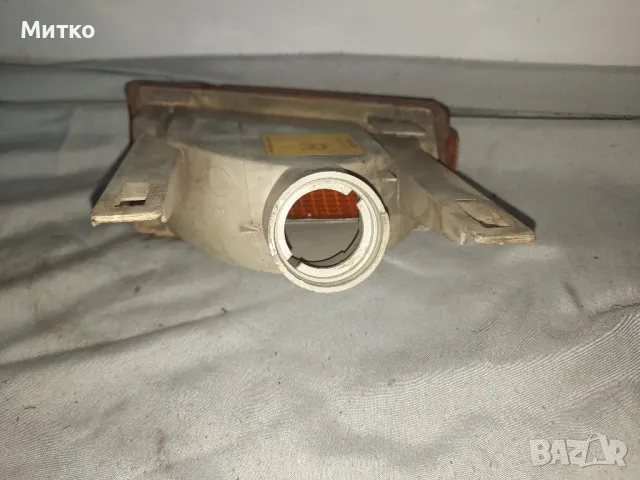 Десен преден десен мигач за Опел Рекорд Е2 OPEL REKORD E2, снимка 6 - Части - 48267446