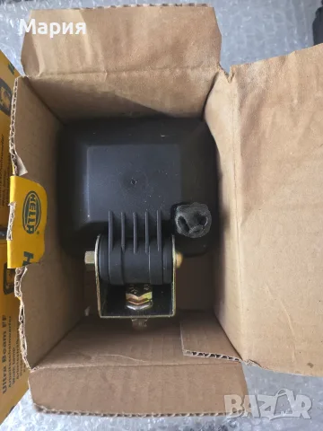 Нови оригинални фарове Hella Ultra Beam FF (1GA 007 506-001) – 3 бр., снимка 2 - Аксесоари и консумативи - 56223599