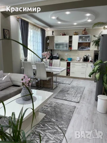 Упи с къща и гаражи, снимка 18 - Къщи - 56188944