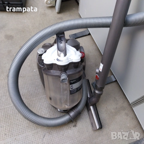 НАЙ ДОБРАТА ОФЕРТА Прахосмукачка Dyson DC29, снимка 2 - Прахосмукачки - 53770725