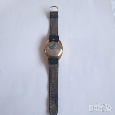 Мъжки позлатен часовник TIMEX Q Quartz, снимка 5 - Антикварни и старинни предмети - 48557507