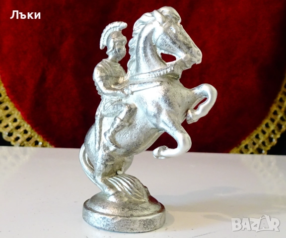 Фигура от калай Римски воин конник,ездач,155 гр. , снимка 3 - Антикварни и старинни предмети - 51467121
