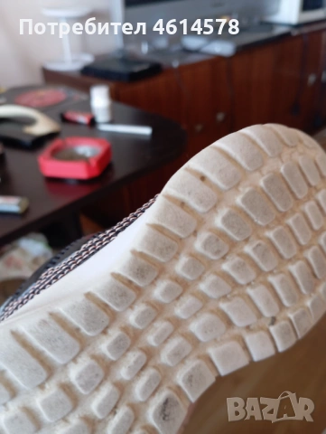 Продавам детски маратонки,Adidas