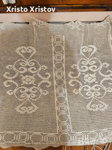 Ръчно плетена покривка, снимка 6 - Покривки за маси - 53073872