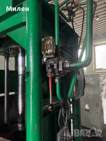 Преса за отпадъци - хартия/найлон/текстил/pet бутилки, снимка 2 - Други машини и части - 53607995