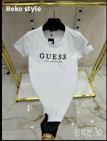 Дамска тениска Guess в Розово и Бяло, снимка 4 - Тениски - 52507634