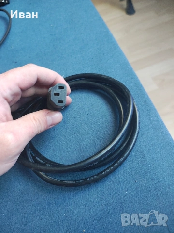 6 бр.захранващ кабел на 220в.