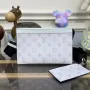 Чанта Luis Vuitton Gaston Wearable Wallet
, снимка 14