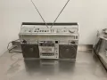 Радиокасетофон HITACHI , снимка 1