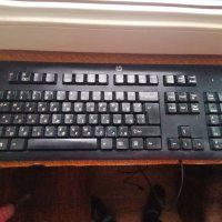  оригинална клавиатура hp n136, снимка 1 - Клавиатури и мишки - 40832542