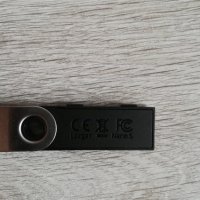 Ledger Nano S hardware crypto wallet, снимка 4 - USB Flash памети - 39814562