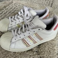 Adidas Superstars дамски обувки, снимка 2 - Кецове - 44358243