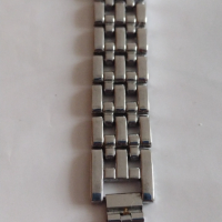 Модерен дамски часовник DOLCE GABANA с кристали Сваровски стил качество - 14504, снимка 3 - Дамски - 36124399