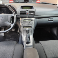 Toyota Avensis , снимка 13 - Автомобили и джипове - 44738945