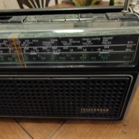 Радио Telefunken, снимка 2 - Радиокасетофони, транзистори - 44356391