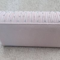 Розова мини чанта, снимка 4 - Чанти - 41382623