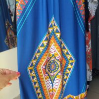 УНИКАЛНО КРАСИВА дълга рокля в кралскосин цвят с етномотивии, снимка 5 - Рокли - 41730419