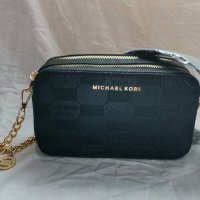 Дамска чанта Michael Kors, снимка 1 - Чанти - 40980599