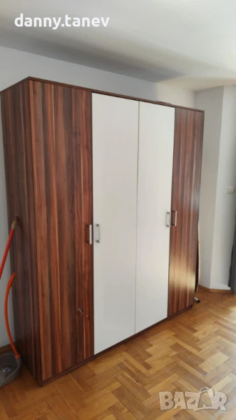 Гардебор, 210х181х52, снимка 1