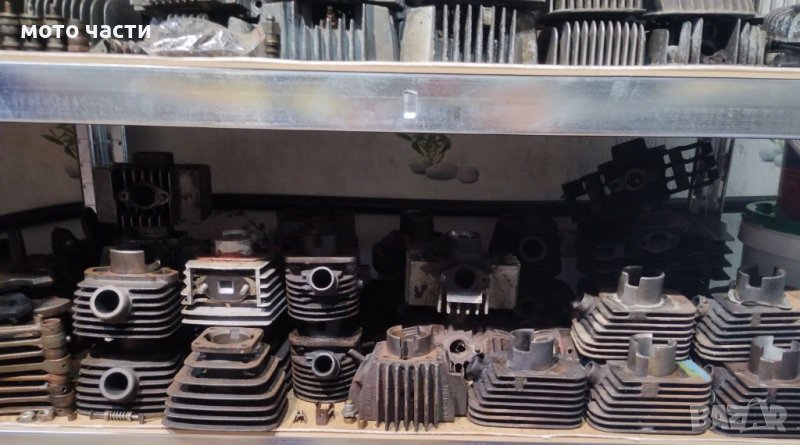 части по двигател , снимка 1