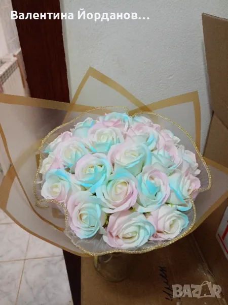 букет от 21 бр ароматни рози от пластичен сапун , снимка 1