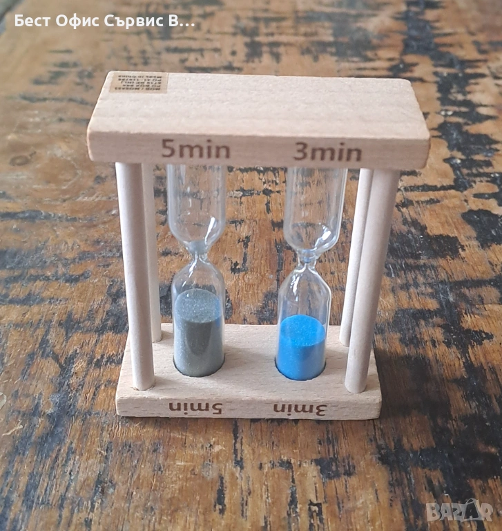 пясъчен часовник две в едно около 3 и 5 минути стъклен и от естествено дърво, снимка 1