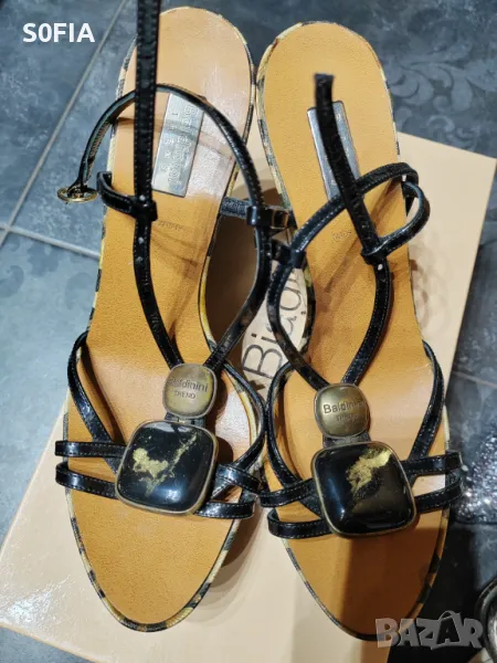 Baldinini 39 италиански сандали платформа, снимка 1