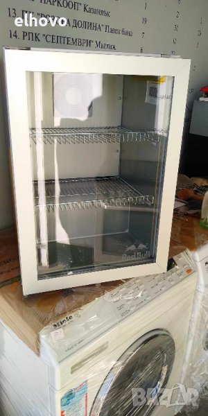 Мини хладилник Vestfrost M036 Red Bull, снимка 1