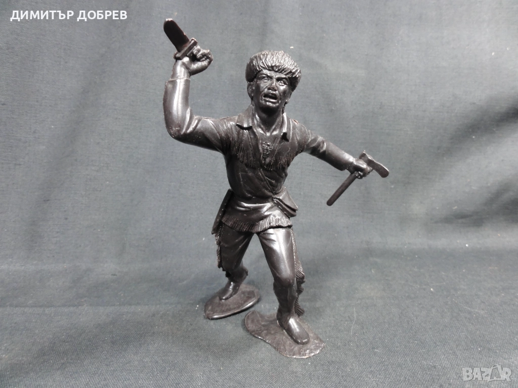 СТАРА РЕТРО СОЦ СССР ПЛАСТМАСОВА ФИГУРКА ТРАПЕР, снимка 1