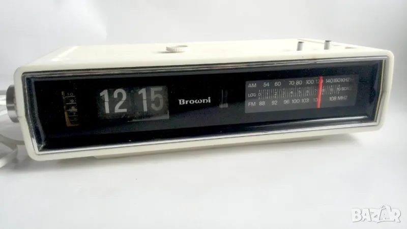 Browni Jet-Clock RD-2520 радио часовник от 1973 г, снимка 1