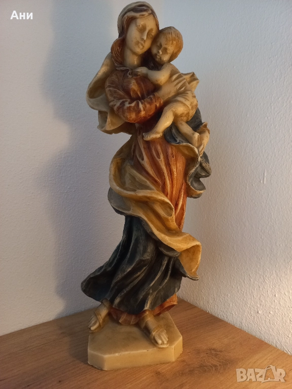ВОСЪЧНА фигура на Мадона с младенеца, снимка 1