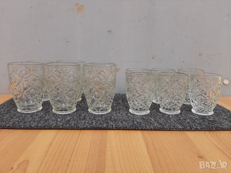 Ретро чаши с релефни шарки, снимка 1