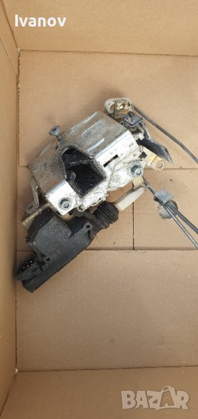 Задна лява брава за бмв е34 седан bmw e34 rear left door actuator, снимка 1