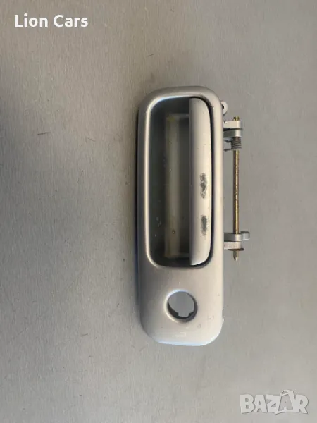 дръжака заден капак транспорер т5  шаран , снимка 1