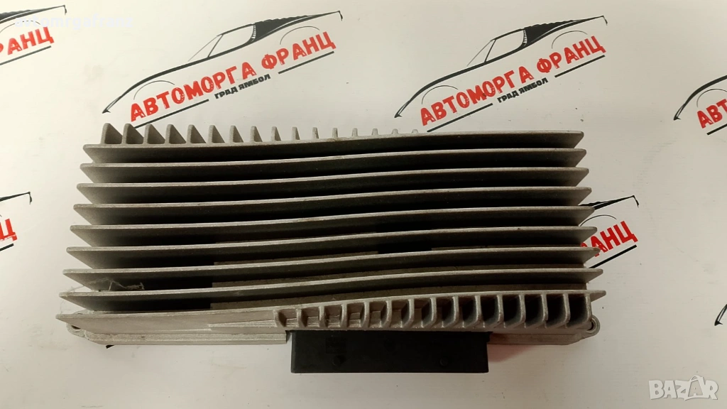 8R0035223F АУДИО УСИЛВАТЕЛ ЗА AUDI A4,A5,Q5, снимка 1