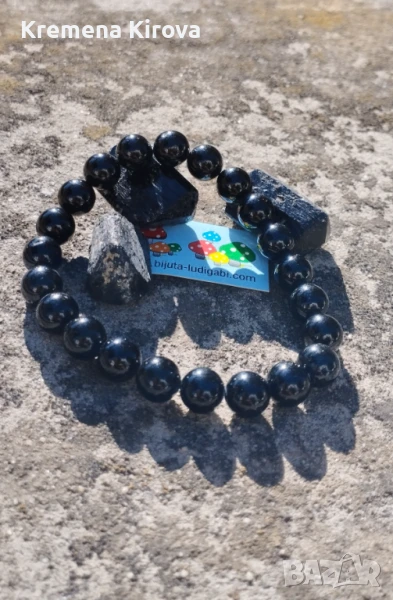 Дамска гривна с най-силния защитен камък – черен турмалин. Бижута Луди гъби., снимка 1