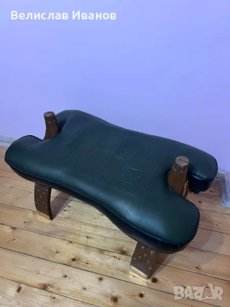 Египетско столче с перфектна кожа. Отлично състояние., снимка 1