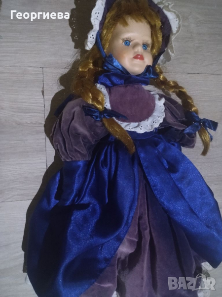 Порцеланова кукла, снимка 1