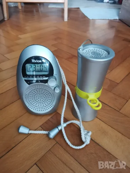 Влагозащитен радио часовник Tevion, снимка 1