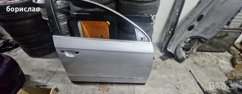 Предна дясна врата за Пасат б6 , снимка 1