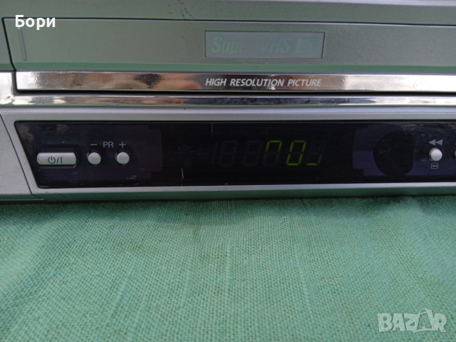JVC Super VHS HI-FI  HR-S 5972, снимка 9 - Плейъри, домашно кино, прожектори - 36423871