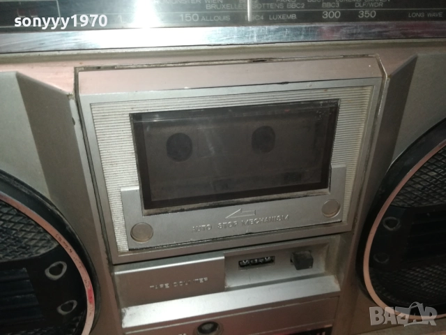 HITACHI TRK-7011E 1810252337, снимка 10 - Радиокасетофони, транзистори - 52102513