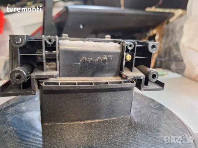 оригинална стойка телевизор LG модел M208WA-BZ, снимка 2 - Стойки, 3D очила, аксесоари - 48662147