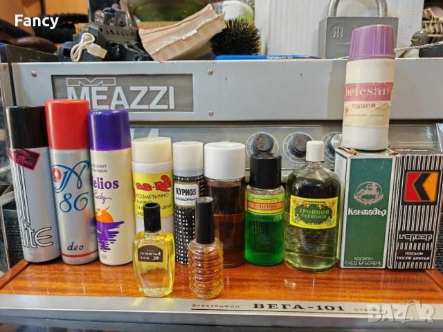 Колекция стара козметика , снимка 9 - Колекции - 51281336