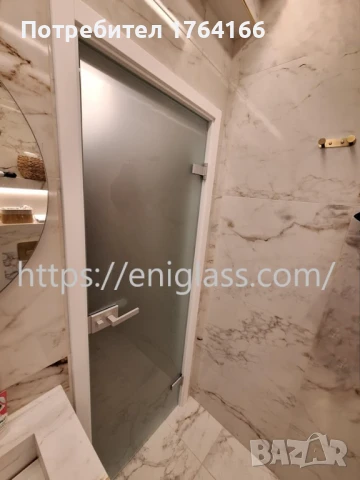 Стъклени врати