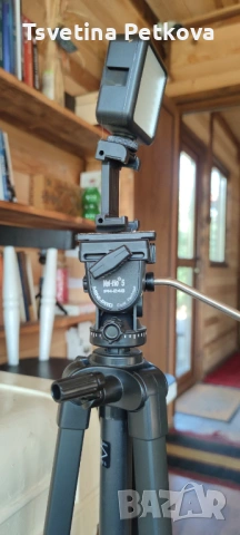 Професионален видео статив Velbon (Vel-flo 5) + LED светлина Hama