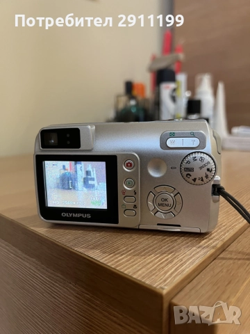 Фотоапарат Olympus 5.0 Mp с подаръци, снимка 3 - Фотоапарати - 56181992