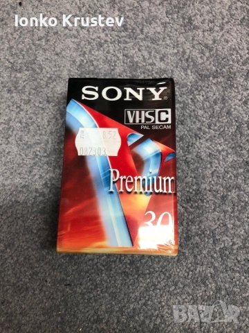 Видеокасета VHS-C