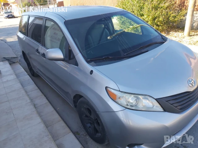 ТОЙОТА СИЕНА , снимка 2 - Автомобили и джипове - 51243545