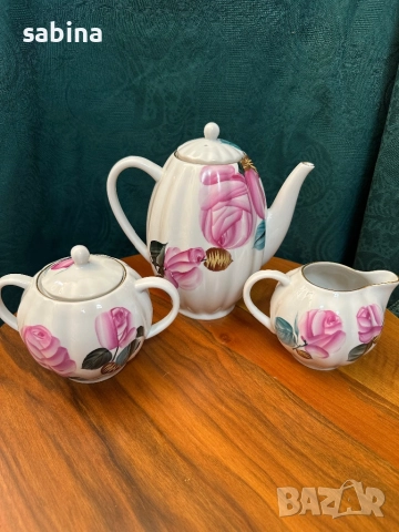 Руски/съветски сериз Сватбен подарък или Рози на ЛФЗ Ломоносов, снимка 4 - Сервизи - 51749937